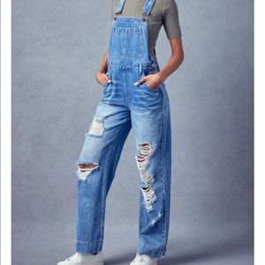 BNWOT Malibu KanCan wide leg overalls